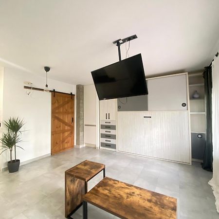 Centrico, Luminoso Y Equipado Appartement Madrid Buitenkant foto