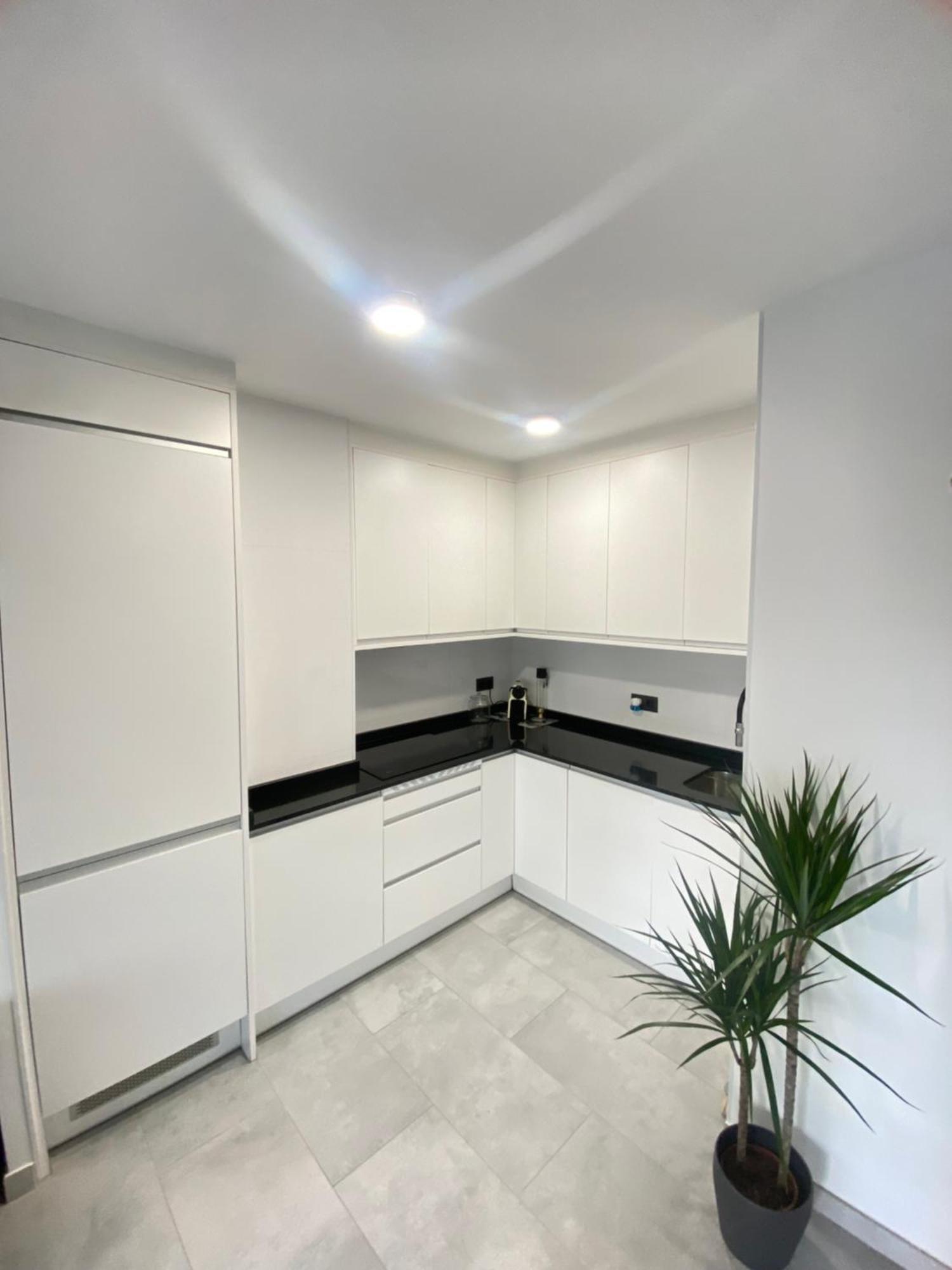 Centrico, Luminoso Y Equipado Appartement Madrid Buitenkant foto
