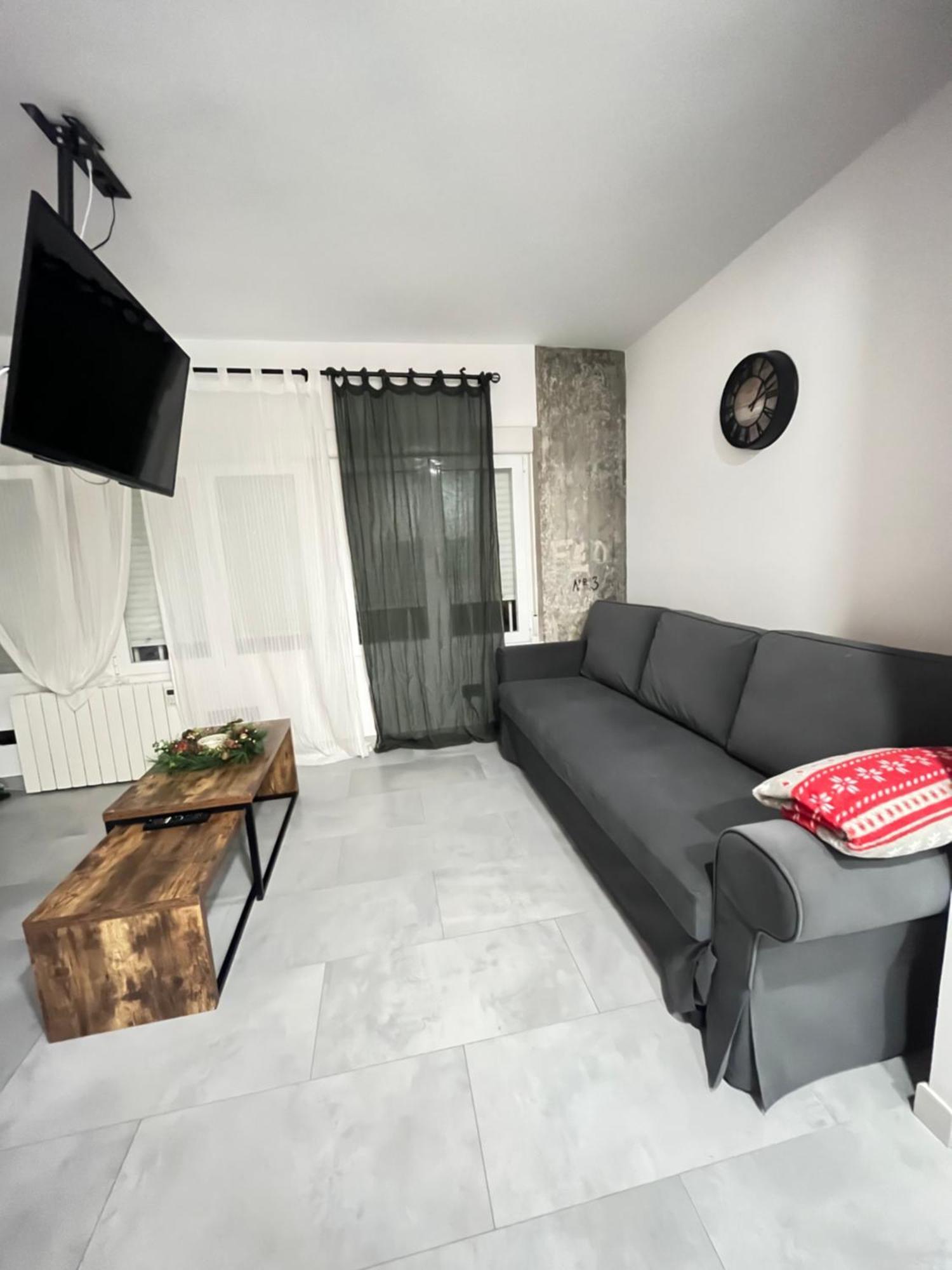 Centrico, Luminoso Y Equipado Appartement Madrid Buitenkant foto